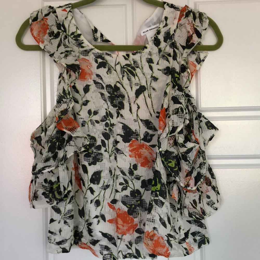 Club Monaco Cold Shoulder Top